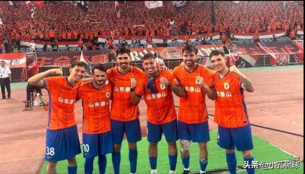 九游体育- 赛后欧联焦点战；山东泰山战术微调；气氛紧张；团队化学反应显著
