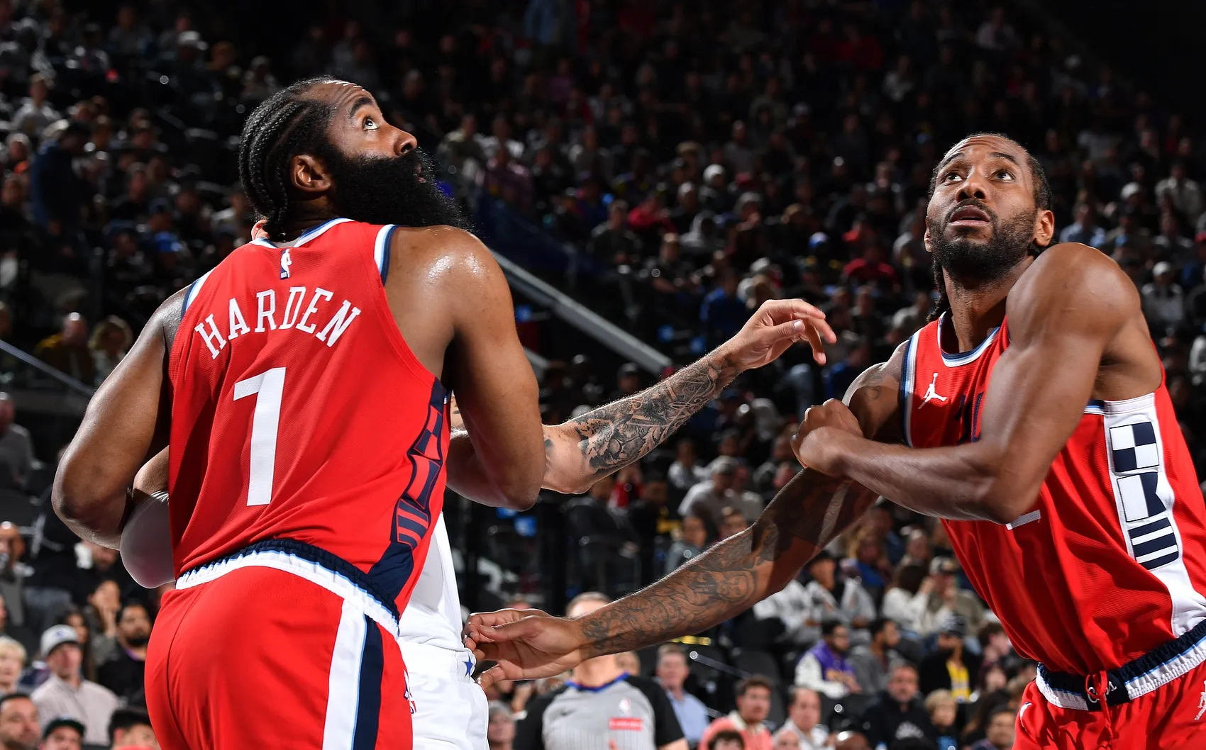 九游娱乐-关于哈登巅峰对决，Ning与90激战篮网分钟，高光表现胜负难料！的信息